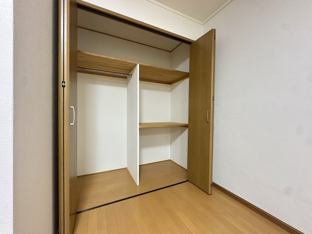 山之内サンハイツの収納