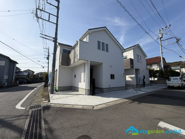 大磯町東小磯2期　新築戸建　全2棟2号棟の前面道路含む現地写真