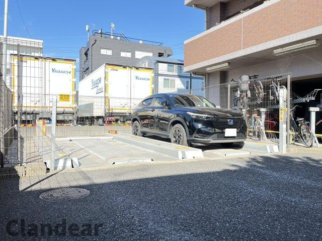 フェイム小岩レジデンスタワーの駐車場|ドキドキの新生活も、安心してスタート。ぴったりの住まいを見つけませんか？クランディアが一緒に住まい選びをサポートします‼　まずは、お気軽にお問合せください　＃クランディア