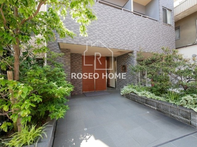 アミティエ扇町リアンのエントランス