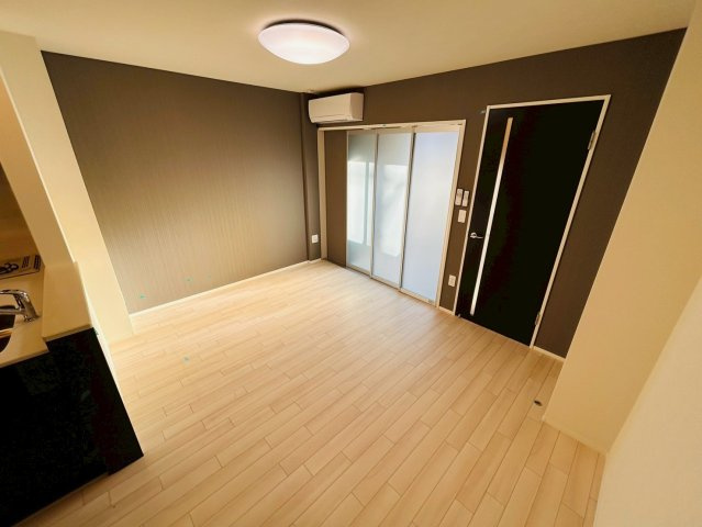 【居間・リビング】