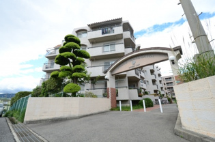 パレ武庫川の外観