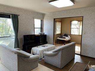 東伊豆町　エンゼルフォレスト伊豆熱川別荘地の居間・リビング