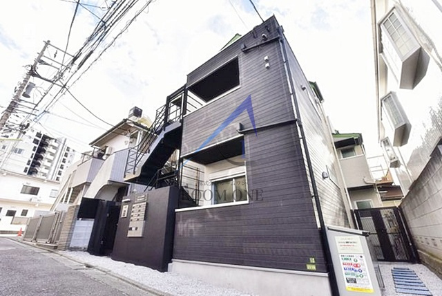 クラーロ三軒茶屋