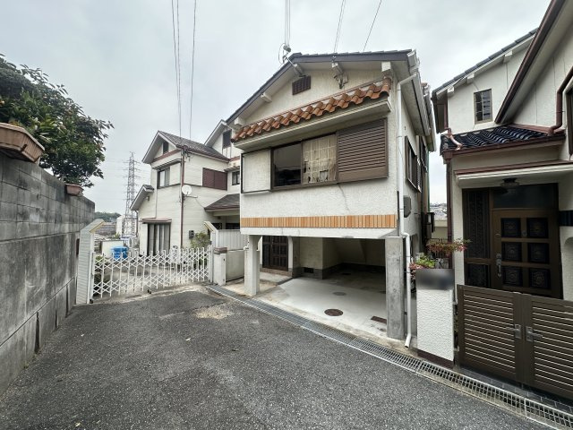 神戸市垂水区西舞子9丁目戸建の前面道路含む現地写真