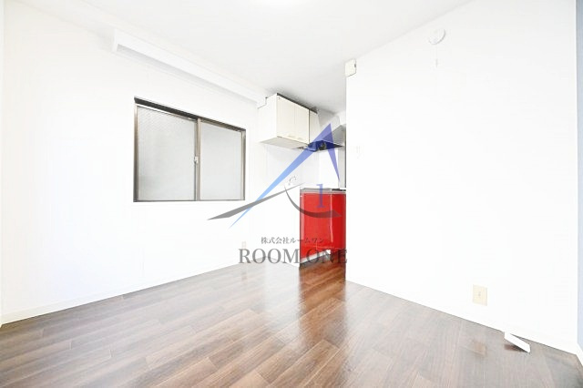 ルームズ北沢の居間・リビング|洋室のお部屋です。