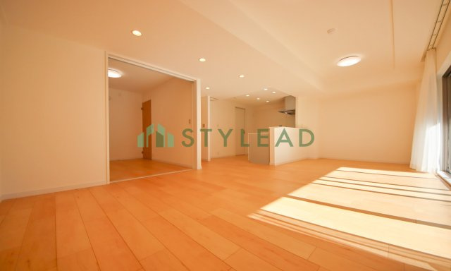 【居間・リビング】 | クレッセント上大岡ヴューズテラス