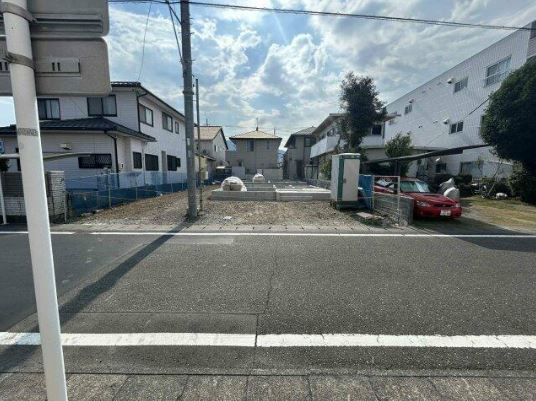 売新築戸建　静岡市駿河区みずほ２丁目の前面道路含む現地写真