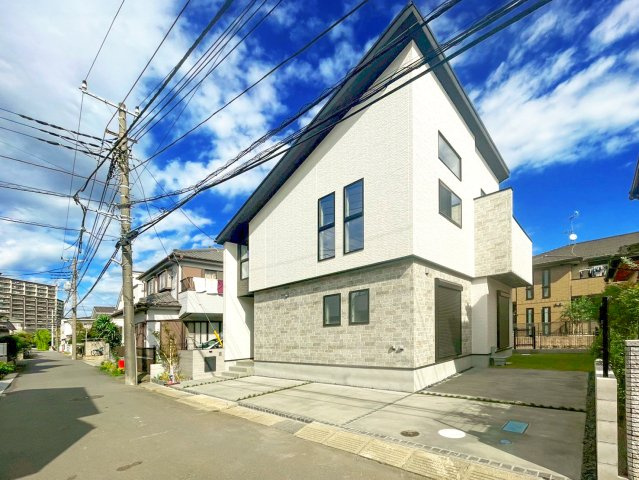 新築分譲［ミラクラスおおたかの森東］の前面道路含む現地写真