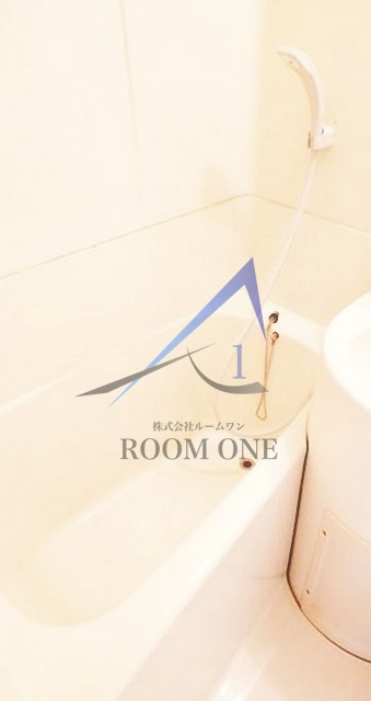 メゾンドール用賀B棟の浴室|お風呂です。