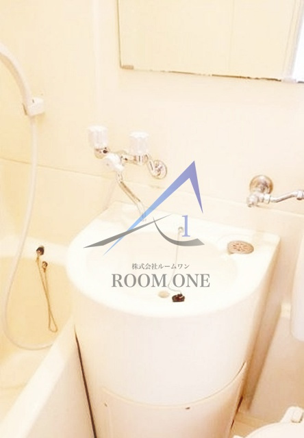 メゾンドール用賀B棟の洗面所|洗面台です。