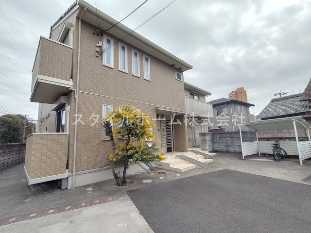 ガーデン・アカシアの外観