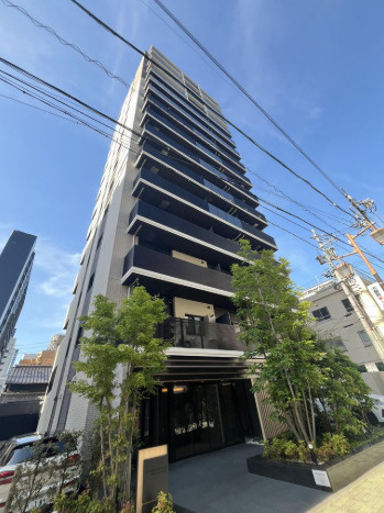 オープンレジデンシア栄THE COURTの外観