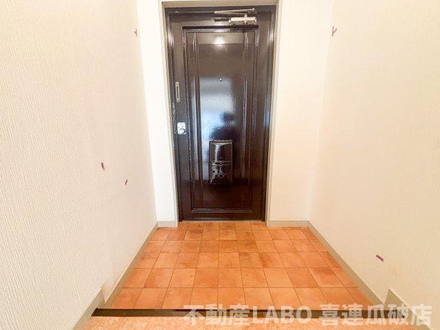 マンションジュエルの玄関