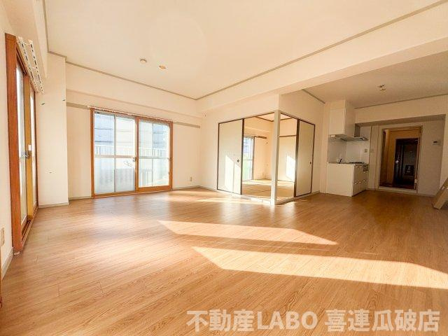 マンションジュエルの洋室