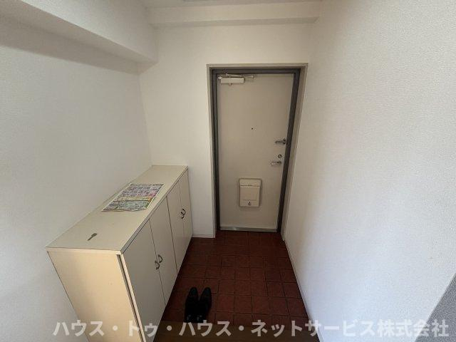 キャッスル北柏の玄関