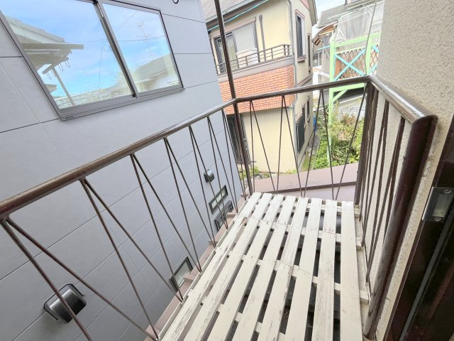 生駒市中菜畑２丁目のテラスのバルコニー