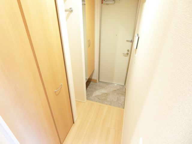 モア・サンハイムの玄関|同物件別部屋イメージ写真
