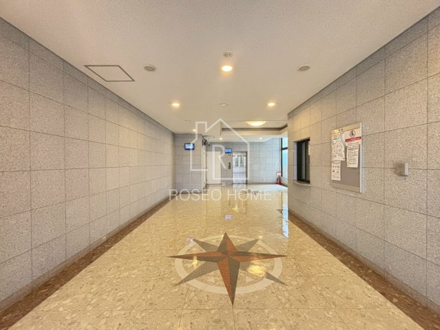 City Terrace 大新のエントランス