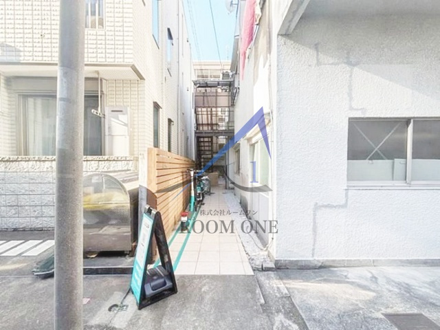 ポルテ目黒(旧西川ハイツ)のエントランス|エントランスです。