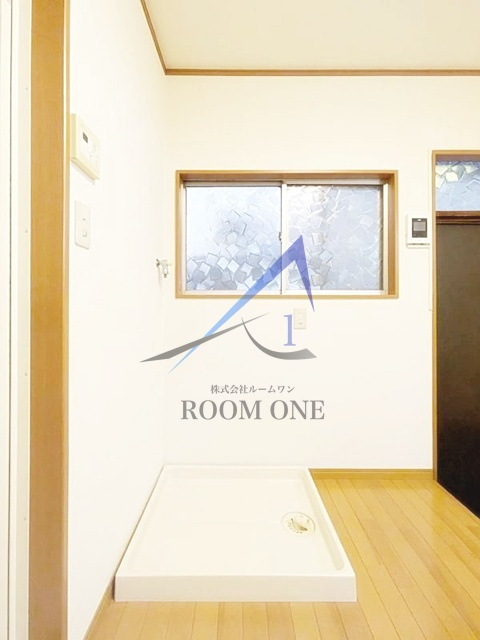 ポルテ目黒(旧西川ハイツ)の設備|洗濯機置場です。