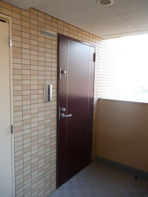 エクセレント上新20の玄関