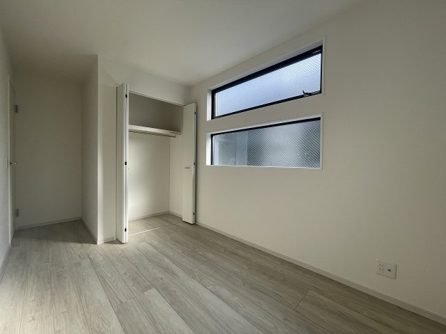 【洋室】 | 練馬区富士見台3丁目　新築一戸建住宅　全3棟　（成増店） | 5.1帖の洋室。