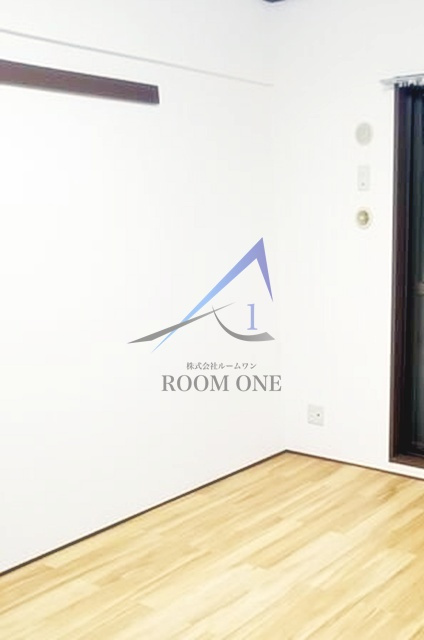 ビューネ梅島駅前