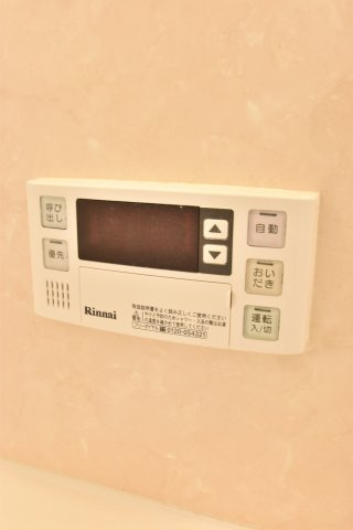 大阪市城東区蒲生２丁目のアパートのエントランス