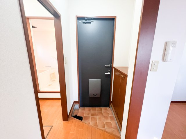 ロコモコハウスの玄関