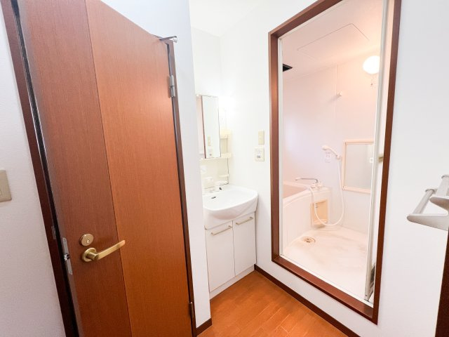 ロコモコハウスの洗面所