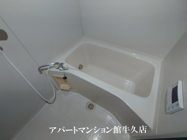 ロータスハウスの浴室