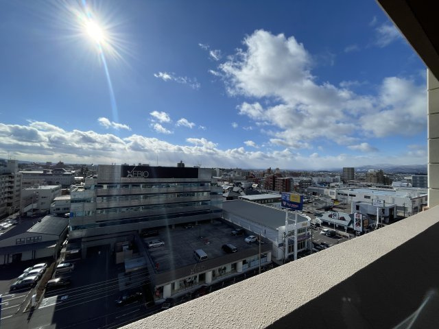中古マンション　レジーア並木　9階　大島小・第五中の展望|陽当たり良く開放感のあるバルコニーからは郡山市が見渡せます。夏は花火も♪
