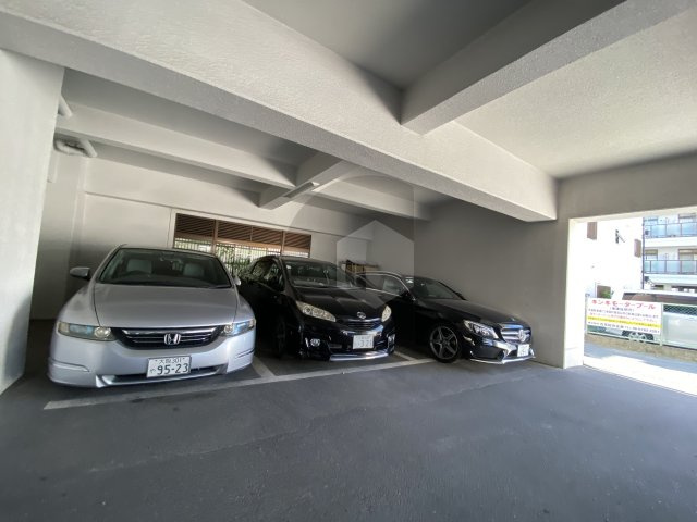 五百石マンションの駐車場