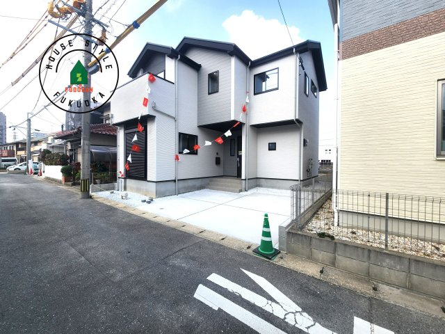 糸島市潤1丁目第2-1棟（1号棟）　の前面道路含む現地写真|見学の時間などお気軽にお問い合わせ下さい。