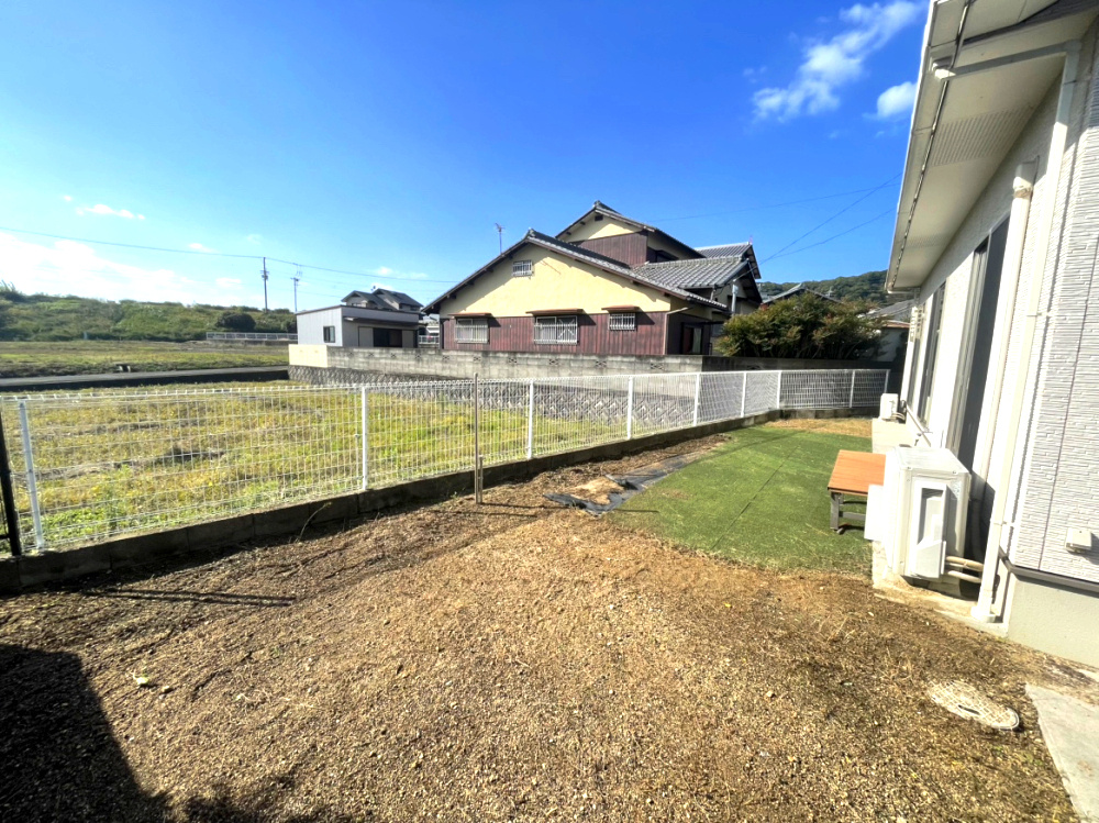 岡本町　平家戸建の庭