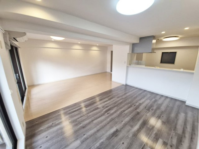 【居間・リビング】 | サンシティ桂坂壱番館