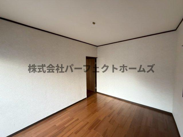 宮之下町戸建　賃貸の洋室|コンパクトで使いやすい洋室です