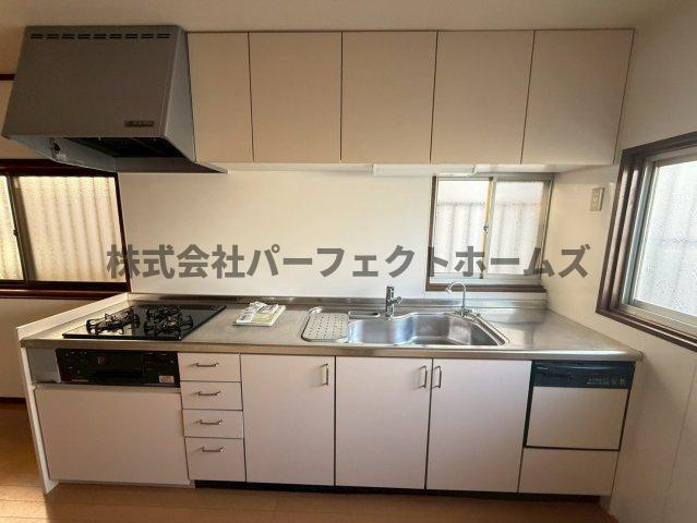 宮之下町戸建　賃貸のキッチン|お料理しやすいキッチンです