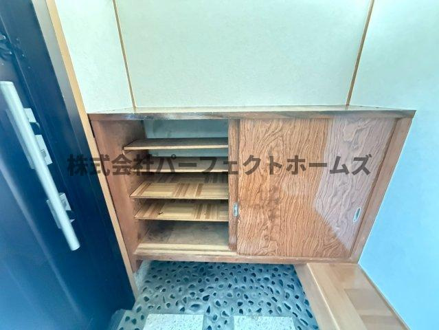 宮之下町戸建　賃貸の収納|小物を収納するのに便利です