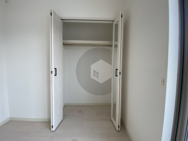 クリエオーレ高井田西の収納