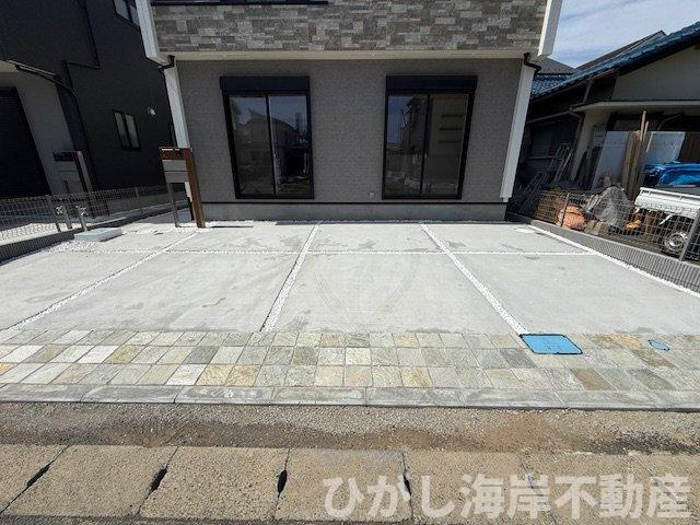 平塚市達上ヶ丘　新築戸建　全2棟の駐車場|駐車スペース