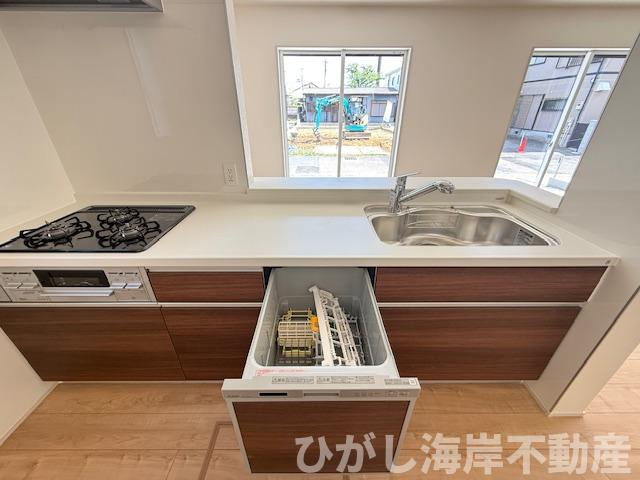 平塚市達上ヶ丘　新築戸建　全2棟のキッチン|食洗器付きシステムキッチン