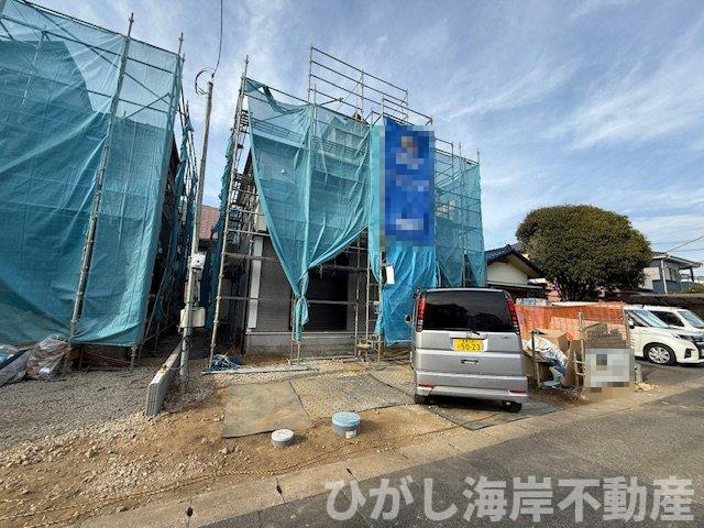 平塚市達上ヶ丘　新築戸建　全2棟の外観|11月17日撮影　建築中　現地外観