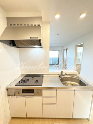 【キッチン】 | モナヴェールⅢ | 人気のビルドインカウンターキッチン♪