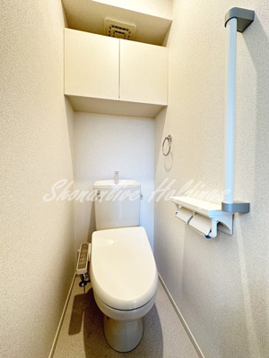 【トイレ】 | モナヴェールⅢ | 温水洗浄便座・収納付き