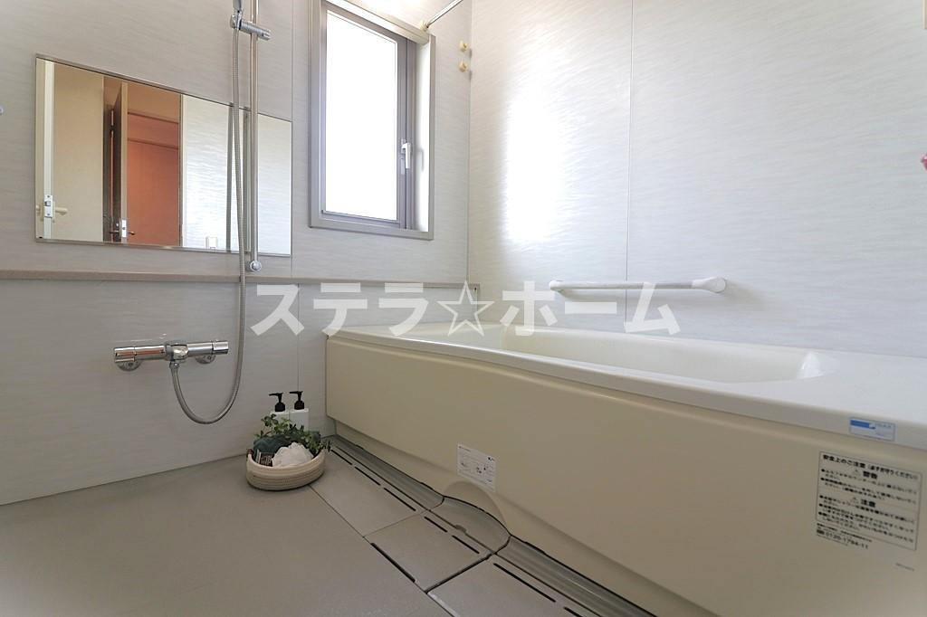 くずはタワーシティT棟の浴室|落ち着いた空間のお風呂です