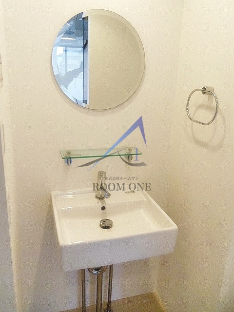 エクセリア川崎の洗面所|独立洗面台です。