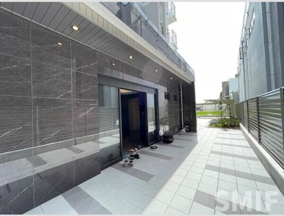 【エントランス】 | エスリード江坂セントラム