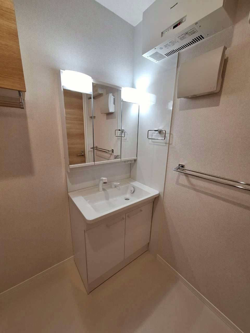 メゾンド　幡ヶ谷の独立洗面台